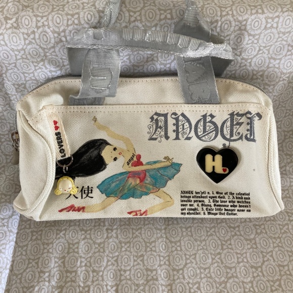 Harajuku Lovers sm barrel type purse - Picture 2 of 3